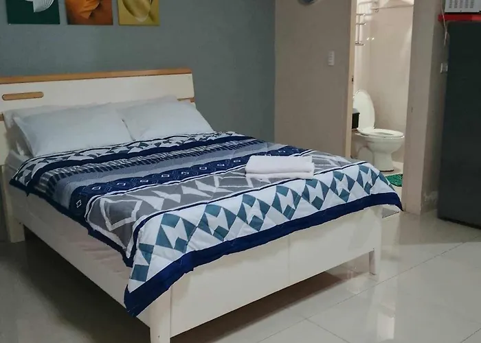 Neri Ann's Comfort Escape * Manille